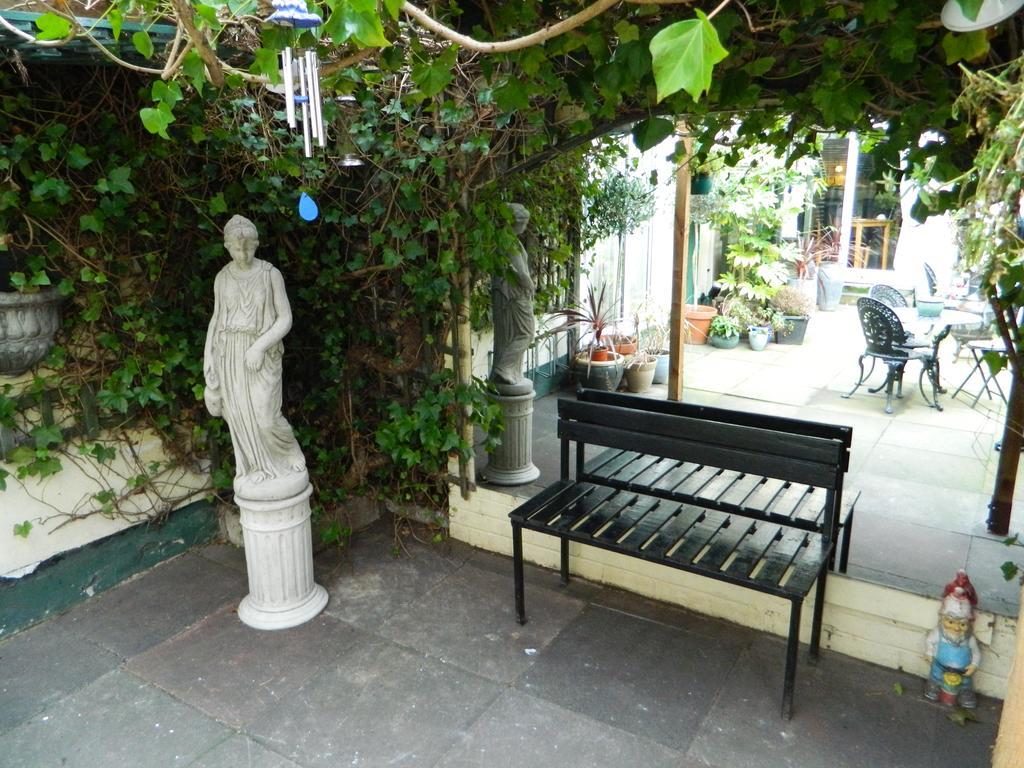 Abbey Court Guest House Καρλάιλ Εξωτερικό φωτογραφία